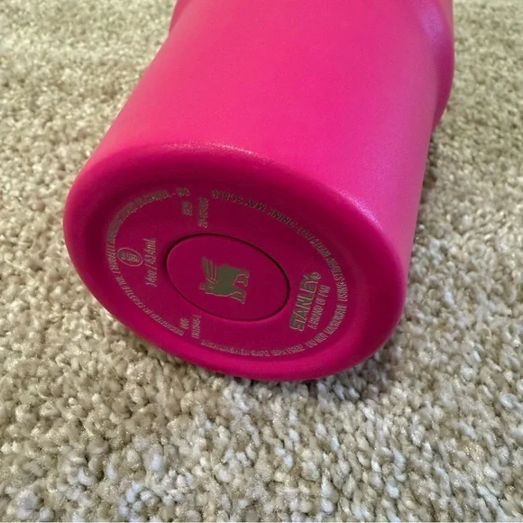 Stanley Quencher H2.0 FlowState Tumbler 14 oz Vivid Violet - Picture 8 of 8